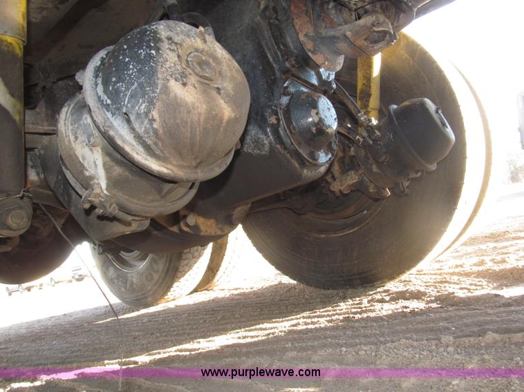 image for item B5325 2001 Sterling LT9501 tri axle dump truck