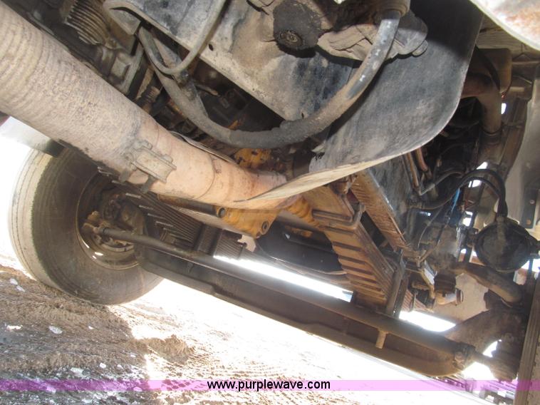 image for item B5325 2001 Sterling LT9501 tri axle dump truck