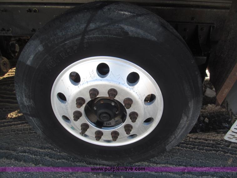 image for item B5325 2001 Sterling LT9501 tri axle dump truck