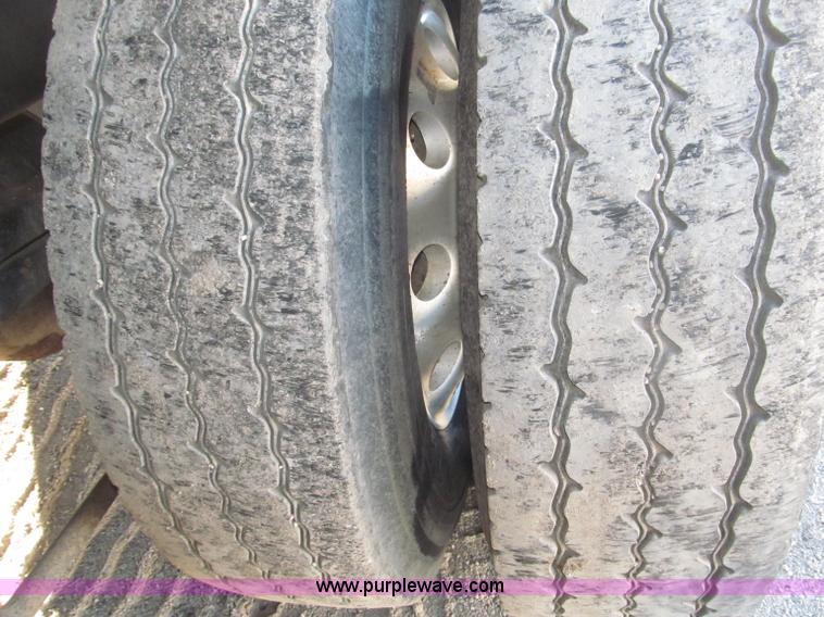 image for item B5325 2001 Sterling LT9501 tri axle dump truck