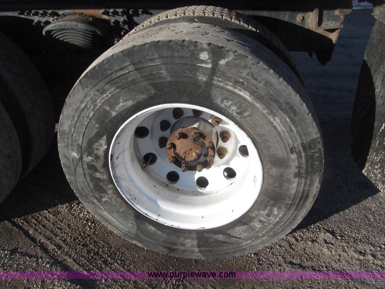 image for item B5325 2001 Sterling LT9501 tri axle dump truck