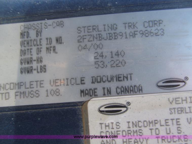 image for item B5325 2001 Sterling LT9501 tri axle dump truck