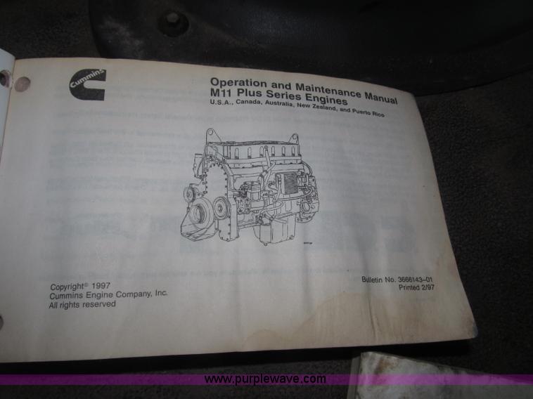 image for item B5332 1998 Ford LT9511 tri axle dump truck