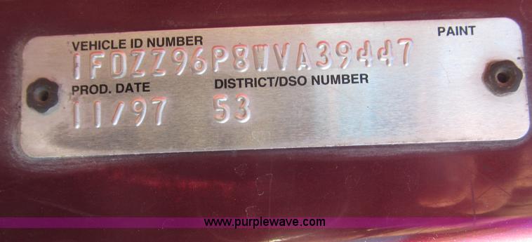 image for item B5332 1998 Ford LT9511 tri axle dump truck