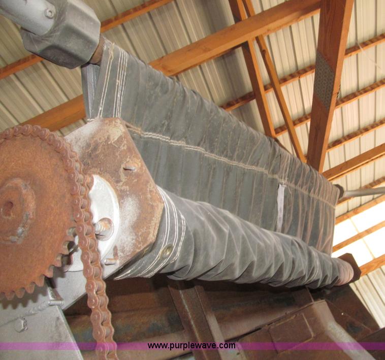 image for item B5336 1998 Kenworth T800 tri axle dump truck