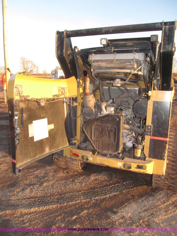 image for item B5339 2005 Caterpillar 287B track skid steer