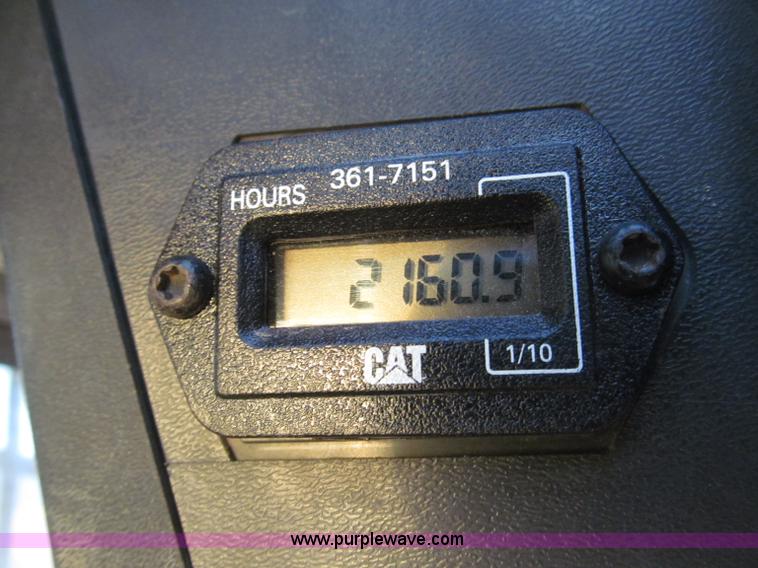 image for item B5339 2005 Caterpillar 287B track skid steer