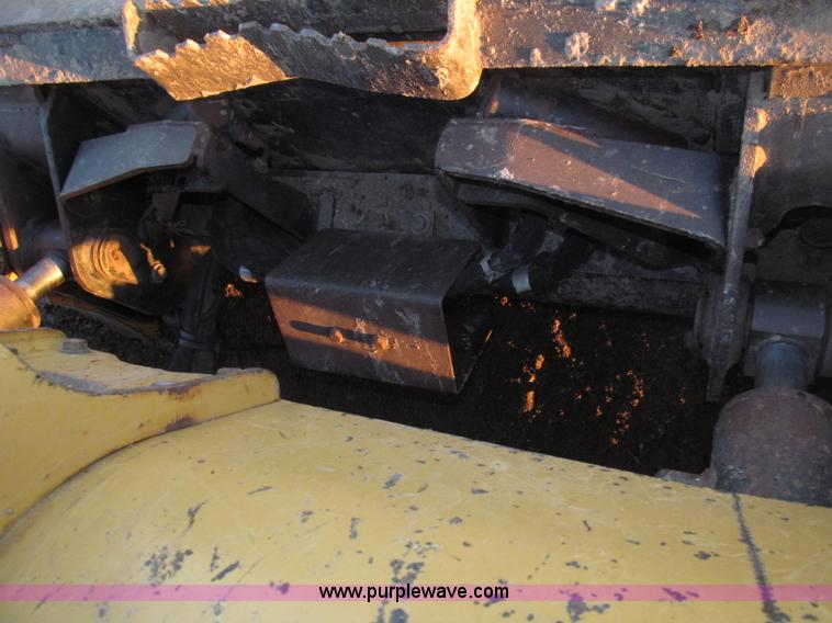 image for item B5339 2005 Caterpillar 287B track skid steer