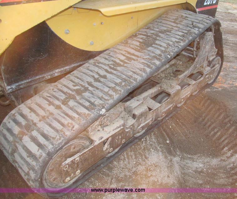 image for item B5339 2005 Caterpillar 287B track skid steer