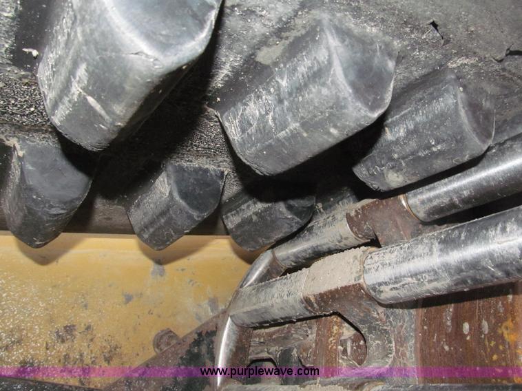 image for item B5339 2005 Caterpillar 287B track skid steer