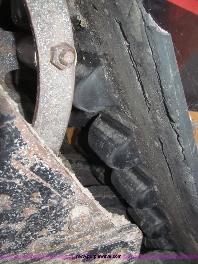 image for item B5339 2005 Caterpillar 287B track skid steer