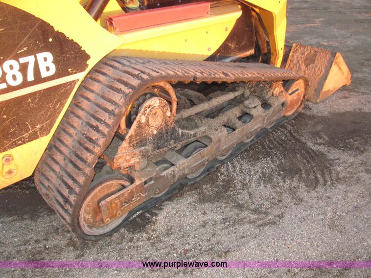 image for item B5339 2005 Caterpillar 287B track skid steer