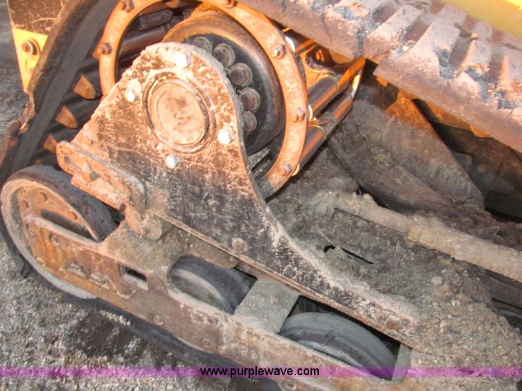 image for item B5339 2005 Caterpillar 287B track skid steer