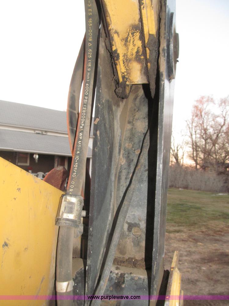 image for item B5339 2005 Caterpillar 287B track skid steer