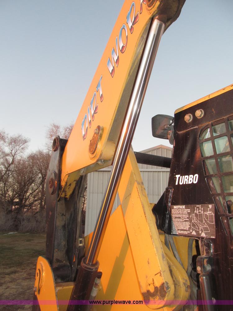 image for item B5339 2005 Caterpillar 287B track skid steer