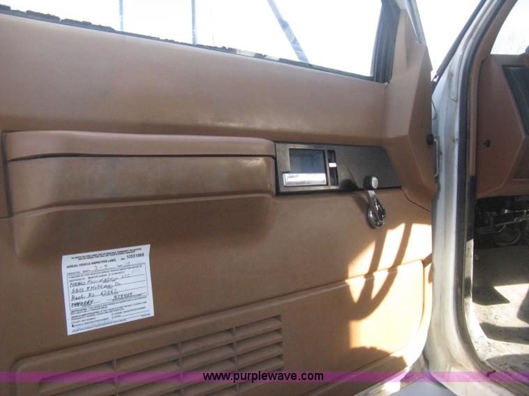 image for item B8349 1992 GMC TopKick concrete form cage truck