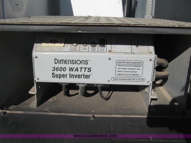 image for item B8424 1996 Chevrolet Cheyenne 3500 bucket truck