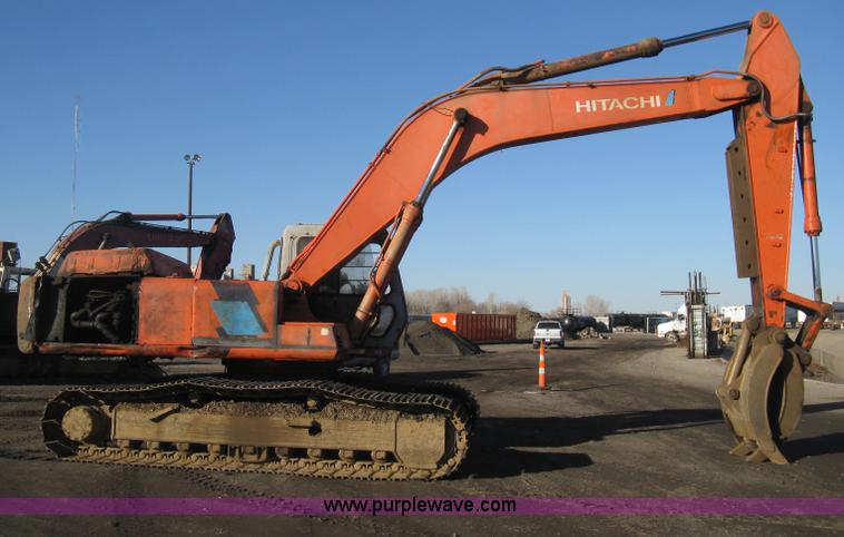 image for item B8435 1994 Hitachi EX300LC-2 excavator