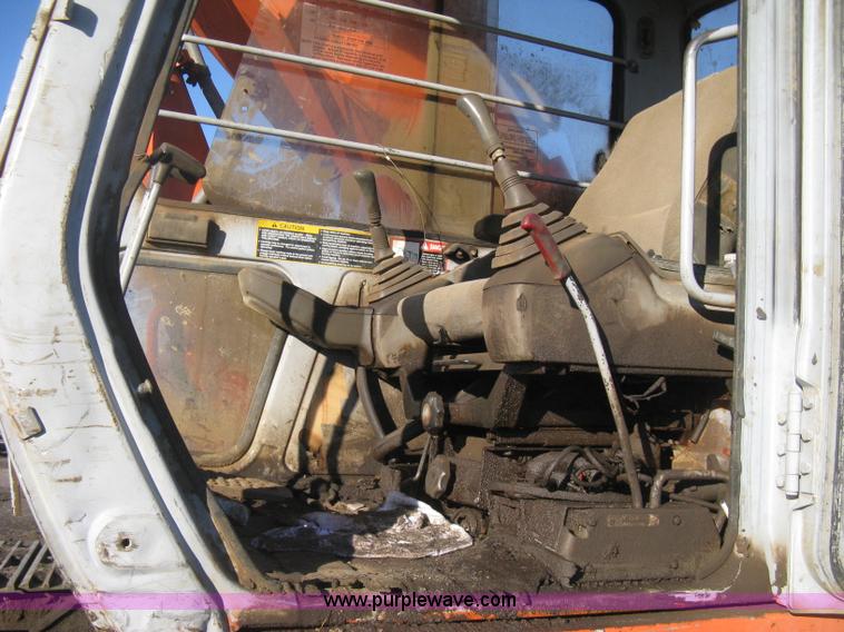 image for item B8435 1994 Hitachi EX300LC-2 excavator