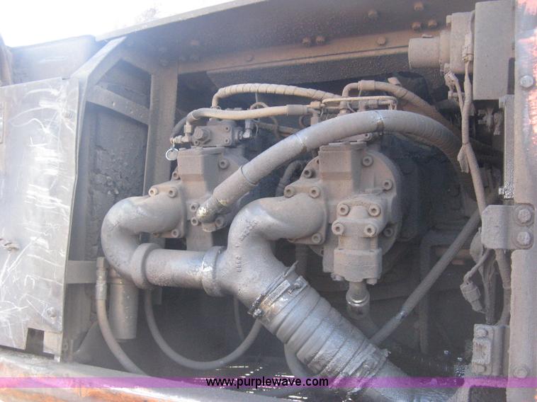 image for item B8435 1994 Hitachi EX300LC-2 excavator