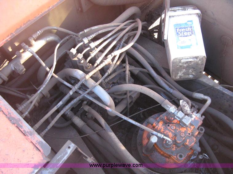 image for item B8435 1994 Hitachi EX300LC-2 excavator