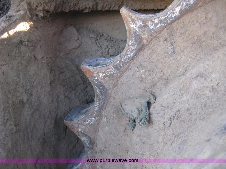 image for item B8435 1994 Hitachi EX300LC-2 excavator