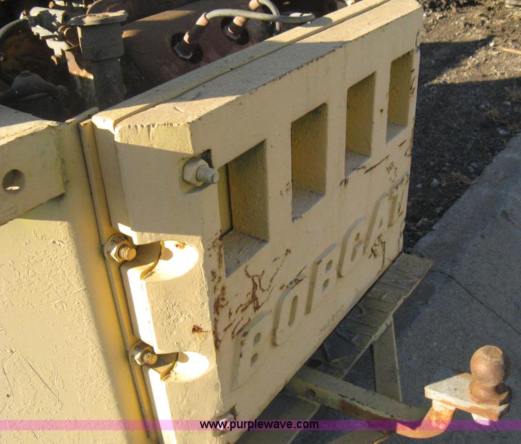 image for item B8440 1972 Bobcat 610 skid steer