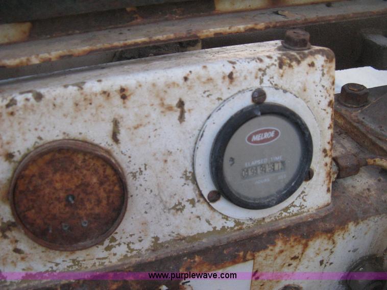 image for item B8440 1972 Bobcat 610 skid steer