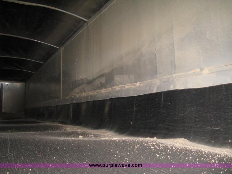 image for item B8489 1991 Travis spread axle end dump trailer