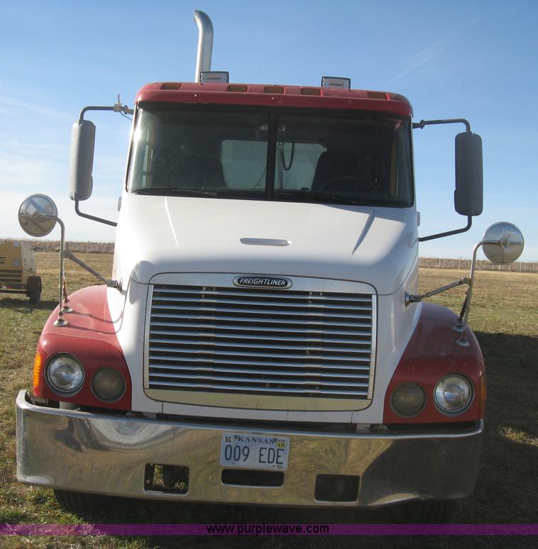 image for item B8490 2000 Freightliner Century Class tandem axle semi truck