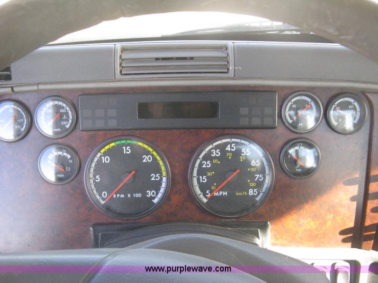 image for item B8490 2000 Freightliner Century Class tandem axle semi truck