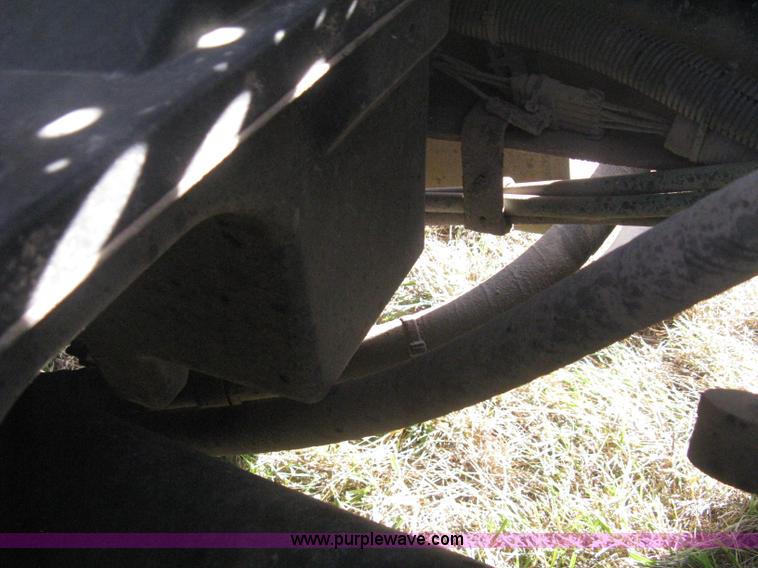 image for item B8490 2000 Freightliner Century Class tandem axle semi truck