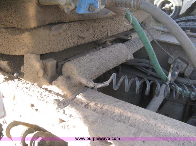 image for item B8490 2000 Freightliner Century Class tandem axle semi truck