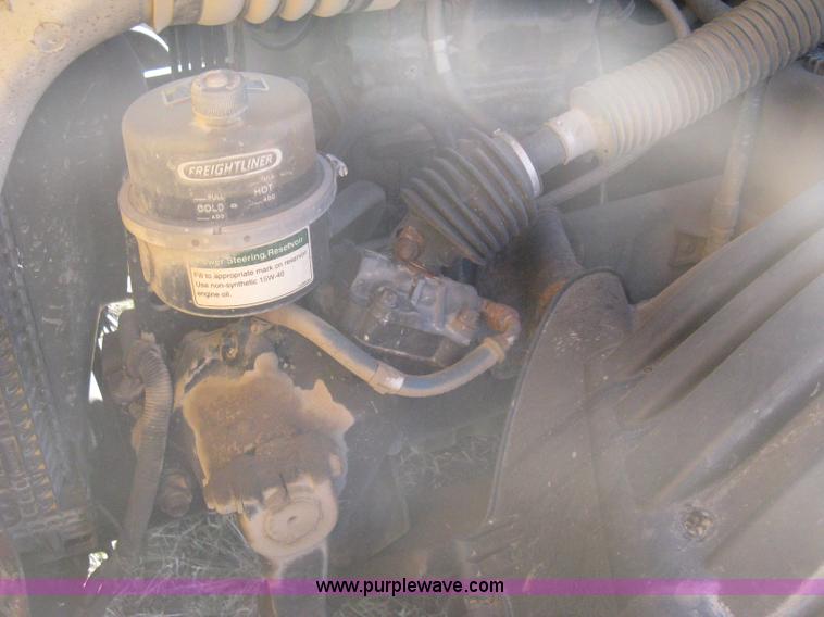 image for item B8490 2000 Freightliner Century Class tandem axle semi truck