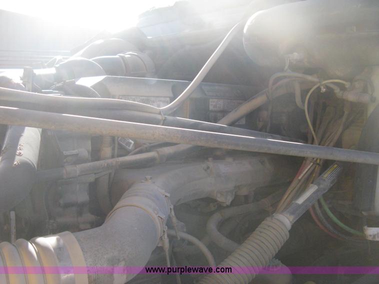 image for item B8490 2000 Freightliner Century Class tandem axle semi truck