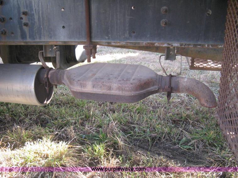 image for item B8491 1991 GMC TopKick SLE concrete form cage truck