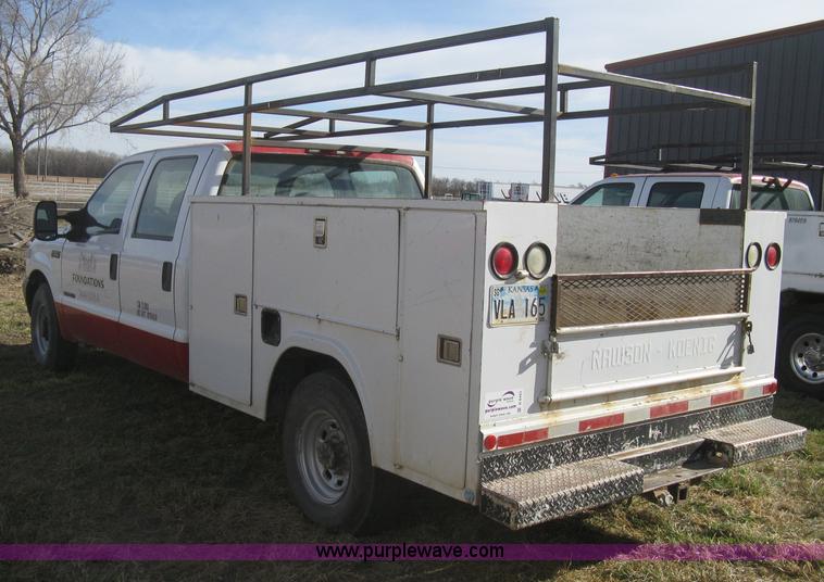 image for item B8493 2002 Ford F350  XL Super Duty Crew Cab utility truck