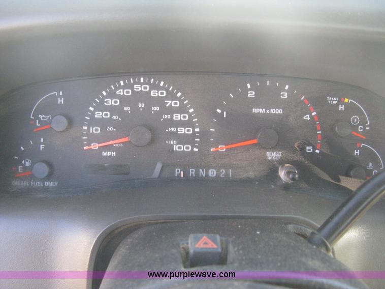 image for item B8493 2002 Ford F350  XL Super Duty Crew Cab utility truck