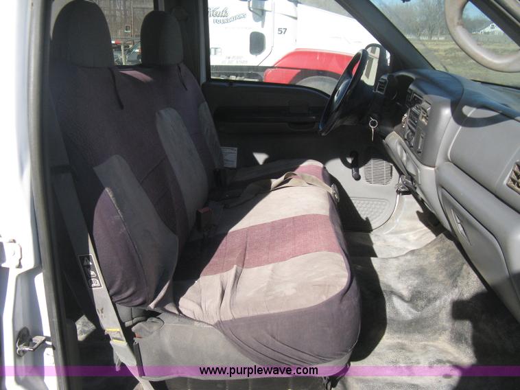 image for item B8493 2002 Ford F350  XL Super Duty Crew Cab utility truck