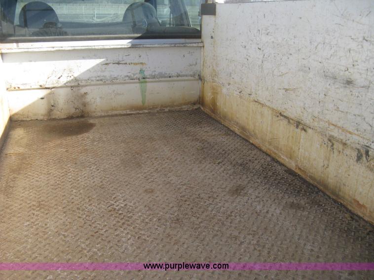 image for item B8493 2002 Ford F350  XL Super Duty Crew Cab utility truck