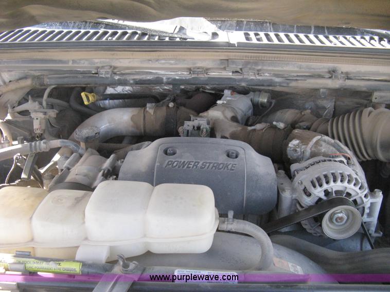 image for item B8493 2002 Ford F350  XL Super Duty Crew Cab utility truck