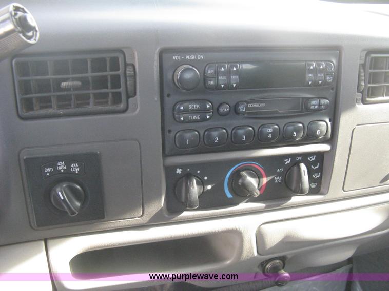 image for item B8496 1999 Ford F250 XLT Super Duty Crew Cab utility truck