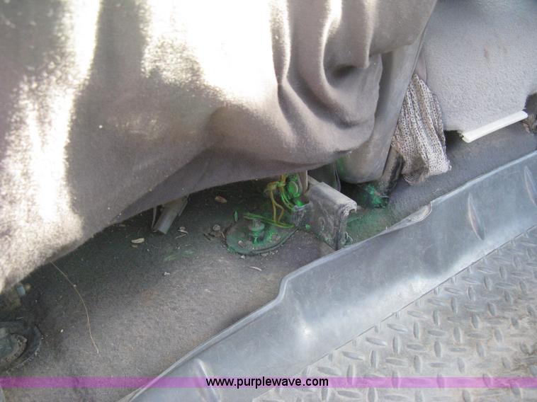 image for item B8496 1999 Ford F250 XLT Super Duty Crew Cab utility truck