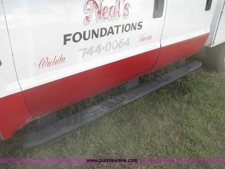 image for item B8496 1999 Ford F250 XLT Super Duty Crew Cab utility truck