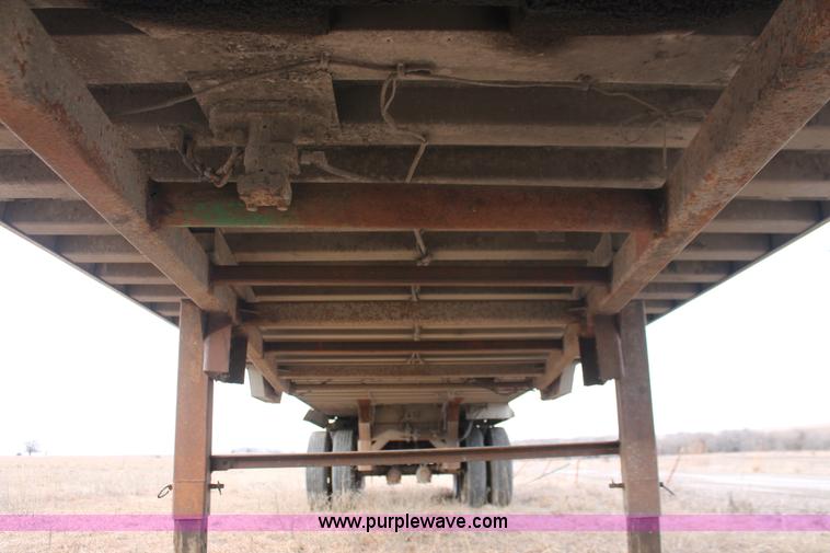 image for item E2551 1990 Schein 39AF tandem axle end dump trailer