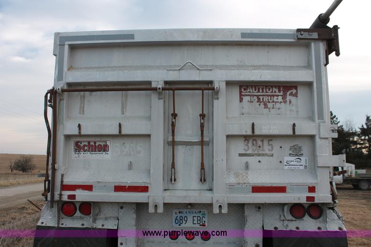image for item E2551 1990 Schein 39AF tandem axle end dump trailer