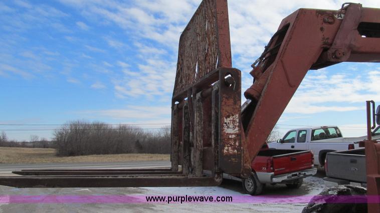 image for item E3665 Lull 644 telehandler