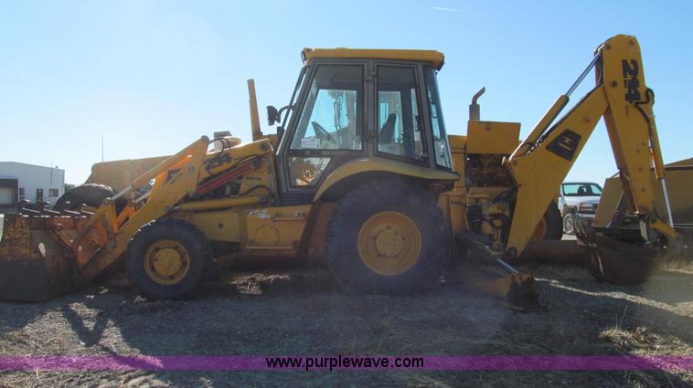 image for item E3670 1997 JCB 214 Series II backhoe