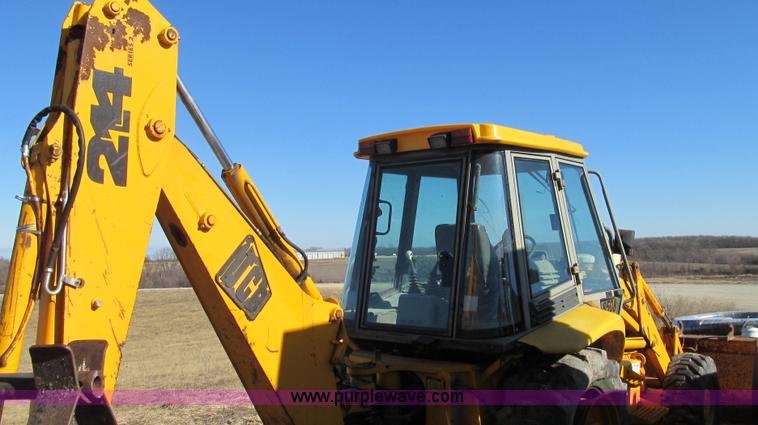 image for item E3670 1997 JCB 214 Series II backhoe