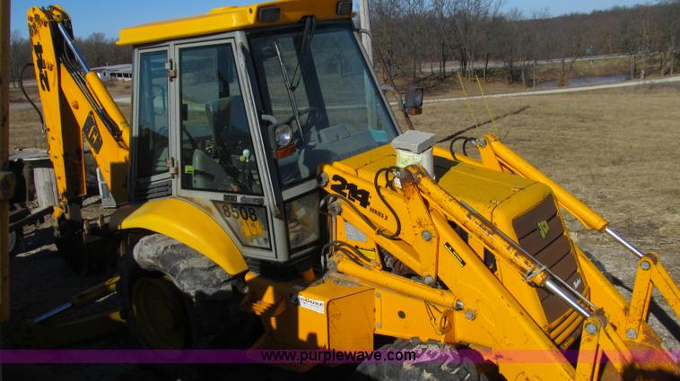 image for item E3670 1997 JCB 214 Series II backhoe